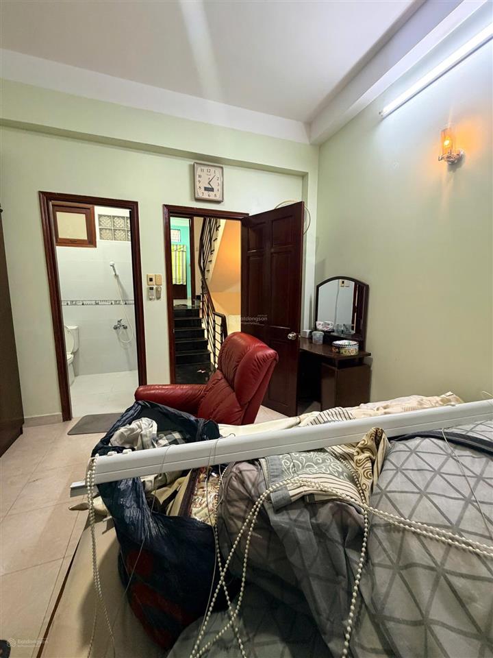 Cho thuê nhà nguyên căn hxh phan văn trị  nguyễn văn cừ phường chợ quán  4m x 16m