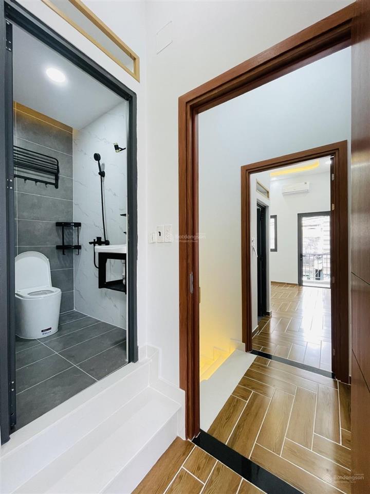 Bán nhà hẻm 90/ lê hồng phong q.5  3,4m/6m x 10,5m  2 tầng  3pn giá 7,1 tỉ