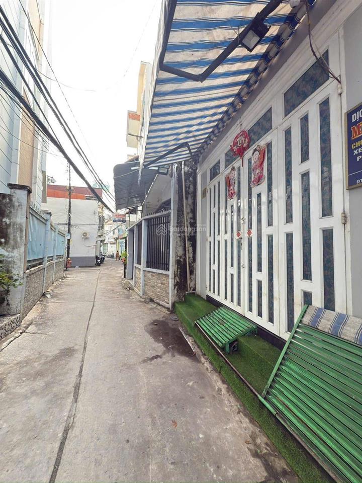 Nhà trệt lửng lầu ngay trung tâm vị trí đẹp, cách 500m đầy đủ tiện ích  giá tốt