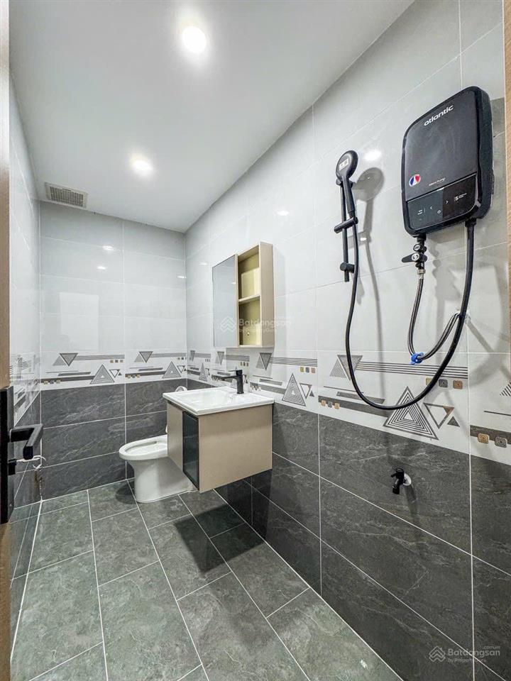 Nhà mới đẹp phường điểm ninh kiều, sổ hồng hoàn công, cách 300m đầy đủ tiện ích