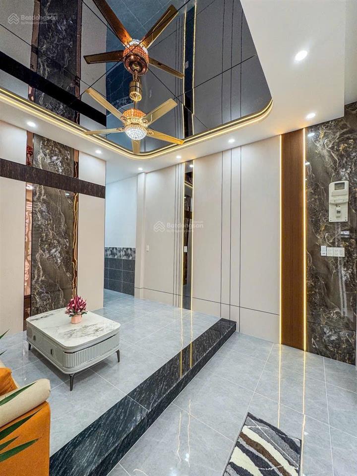 Nhà mới đẹp phường điểm ninh kiều, sổ hồng hoàn công, cách 300m đầy đủ tiện ích