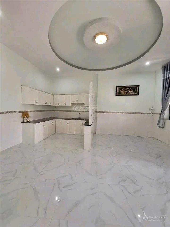 Chốt nhanh nhà mặt tiền huỳnh thị nở, vị trí đẹp thuận tiện định cư, kinh doanh tại nhà