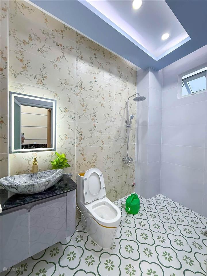 Nhà mặt tiền đ. xuân hồng mới xây, sát bv nhi đồng  đh fpt, thuận tiện định cư, kinh doanh...