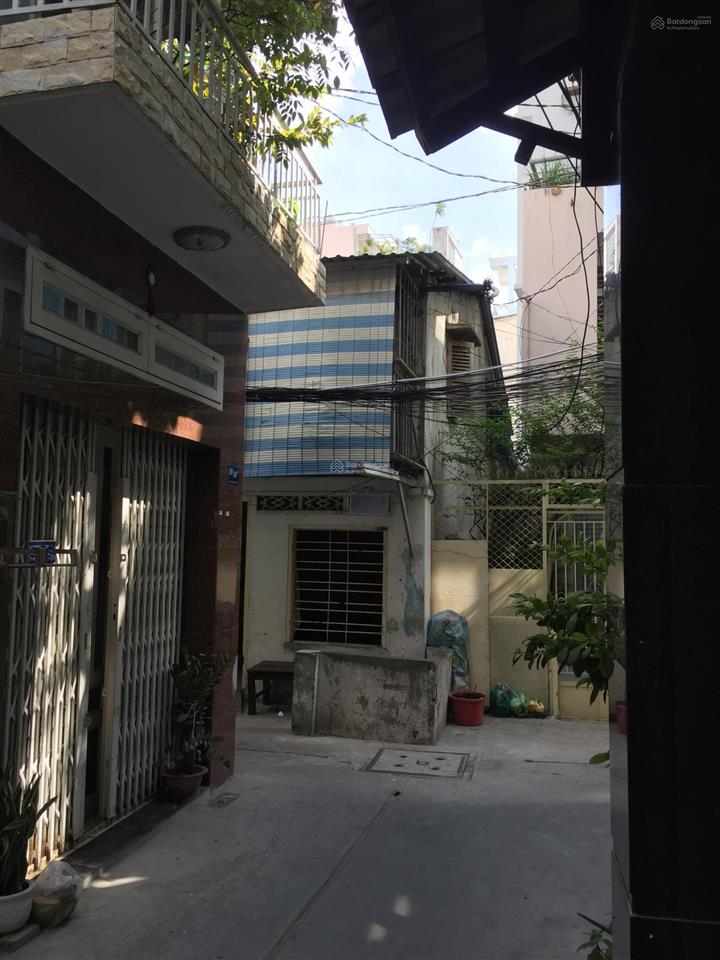 Nhà 1 trệt 1 gác gỗ  dt đất 64,2 m2  3,2 x 18,2 nở hậu 5,4m  391/34 trần hưng đạo f cầu ông lãnh