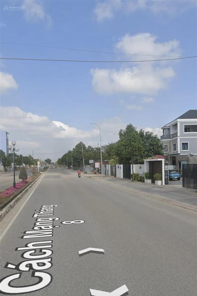Bán nhà mặt phố đường cách mạng tháng tám, 5,2 tỷ, 135m2, giá cực chất, uy tín