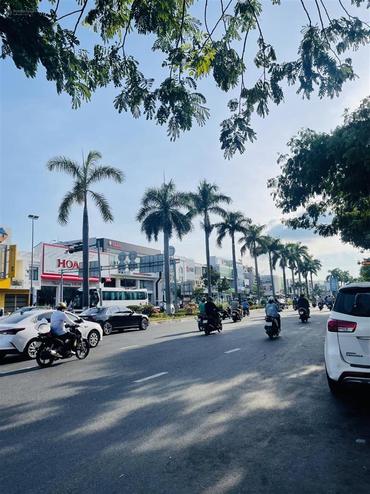 Bán 1.900m2 đất mặt tiền đường nguyễn văn linh  nguyễn tri phương, đà nẵng