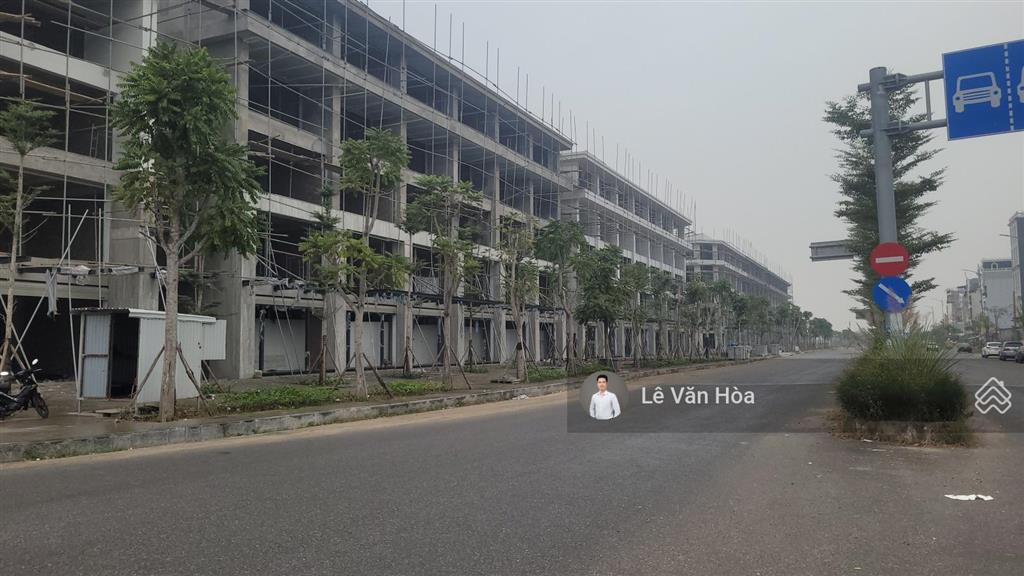 Shophouse xẻ khe mặt đường 45m, dt 96m2 x 5 tầng, giá ngoại giao ck 45% còn 14,7 tỷ