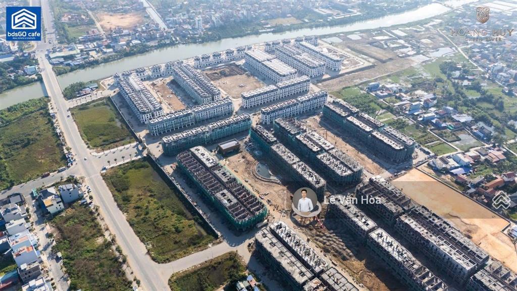 Bán liền kề mặt quảng trường, gần công viên sông hòn ngọc. giá 7,96 tỷ