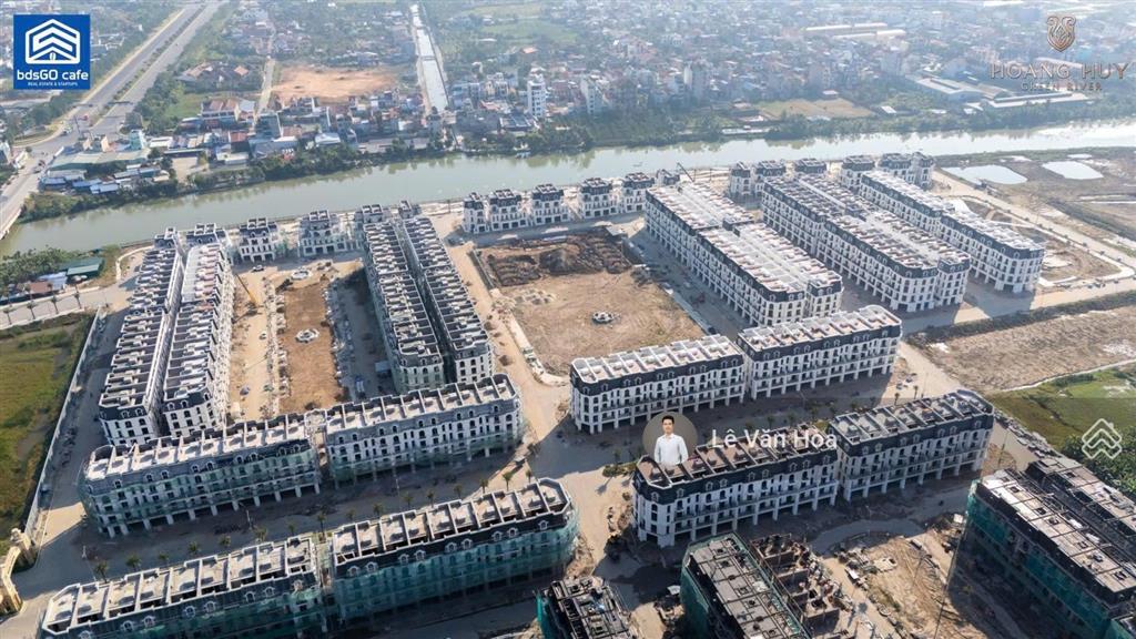 Bán liền kề mặt quảng trường, gần công viên sông hòn ngọc. giá 7,96 tỷ