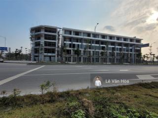 Mua shop 25,5 tỷ với giá 14.8 tỷ dt 108m2 x 5 tầng, đường 90m, vỉa hè 10m  gần toà 75 tầng doji