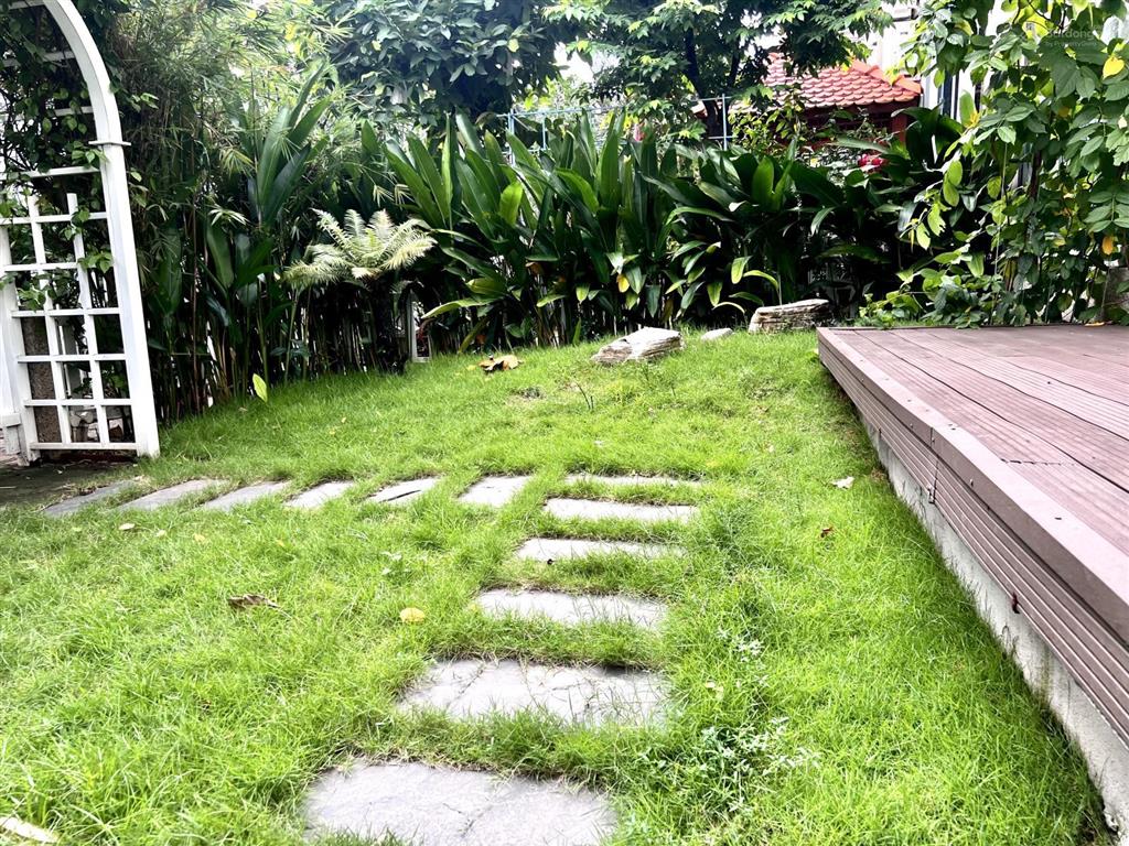 Tìm nhà sân vườn tại thủ đức hướng tây tứ trạch gọi ngay  toàn trần villas