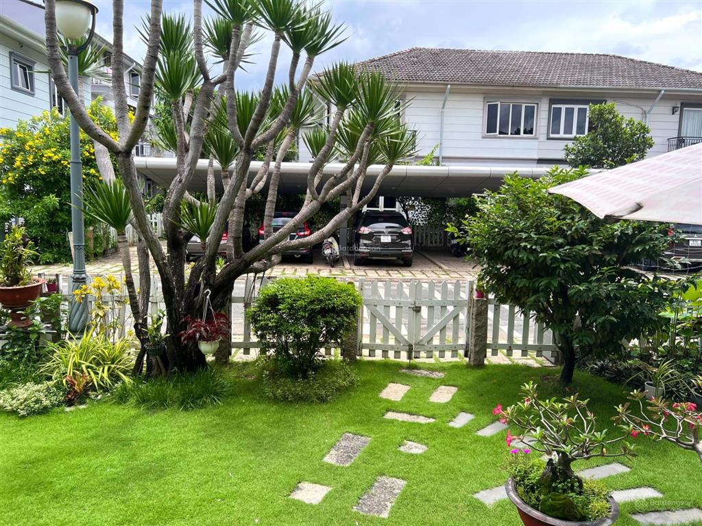 Sở hữu biệt thự vườn 240m² tại thủ đức chỉ với 29 tỷ đồng  toantranvillas