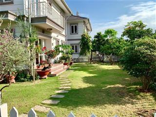 Cho thuê biệt thự sân vườn thủ đức gần sông mát mẻ, an ninh  toantranvillas