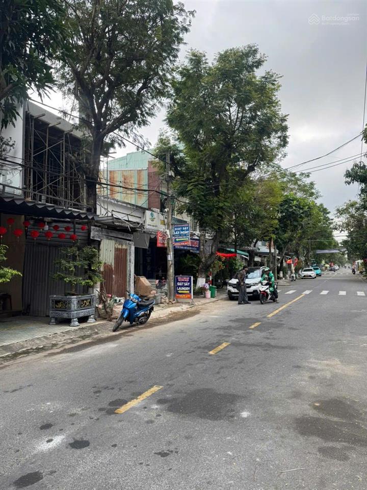 12 tỷ/ nhà 2 tầng đường hoài thanh sát cầu trần thị lý  đh kinh tế