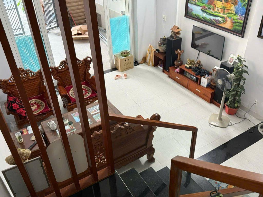 9,6tỷ/240m2 sàn.Nhà đường Nước Mặn 2, 3 tầng,4 P ngủ,khu Nam Việt Á, sát BV 600 giường.