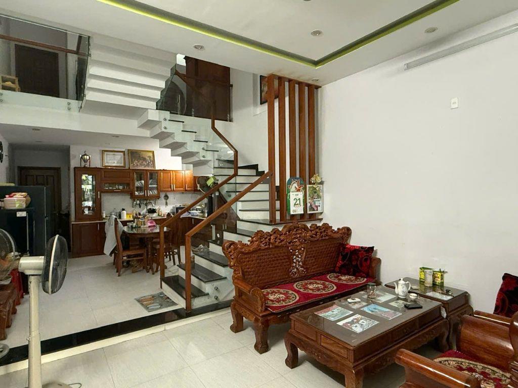 9,6tỷ/240m2 sàn.Nhà đường Nước Mặn 2, 3 tầng,4 P ngủ,khu Nam Việt Á, sát BV 600 giường.