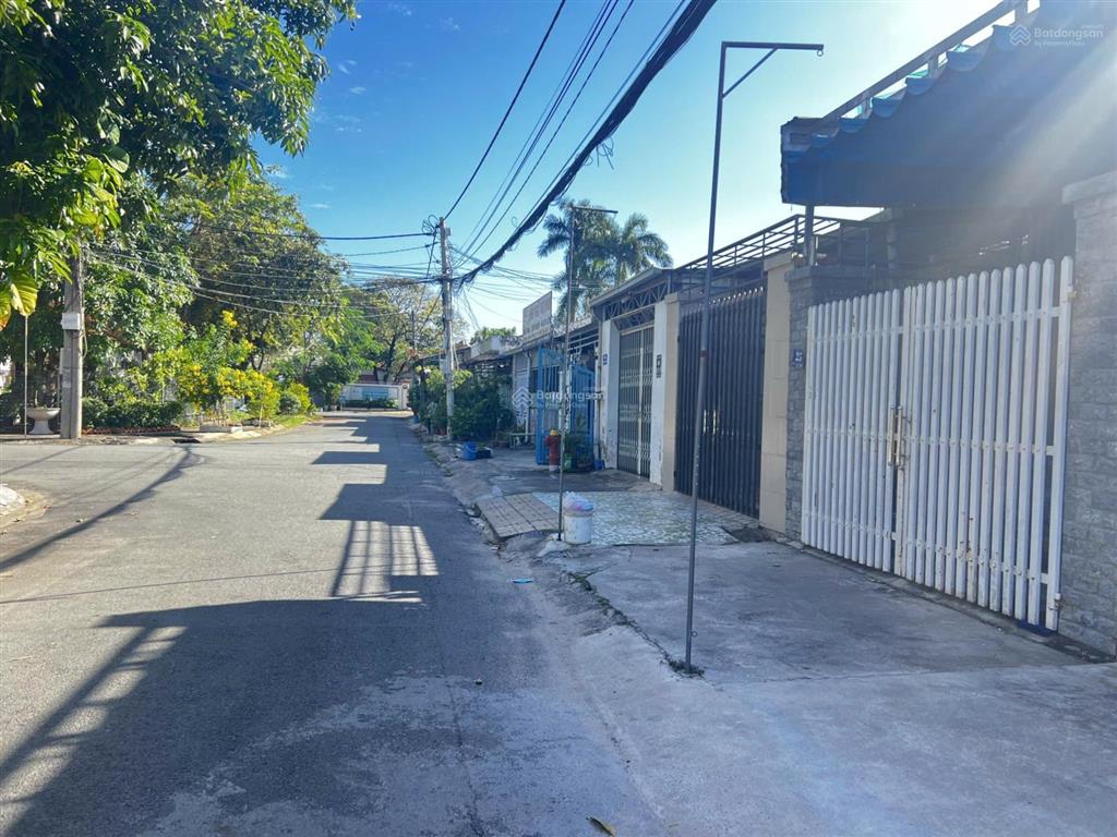 [chính chủ] bán nhà mặt tiền kdc hiệp thành 2, 88m2, nở hậu. sân đậu xe ô tô 7 chỗ. giá 4,3 tỷ.