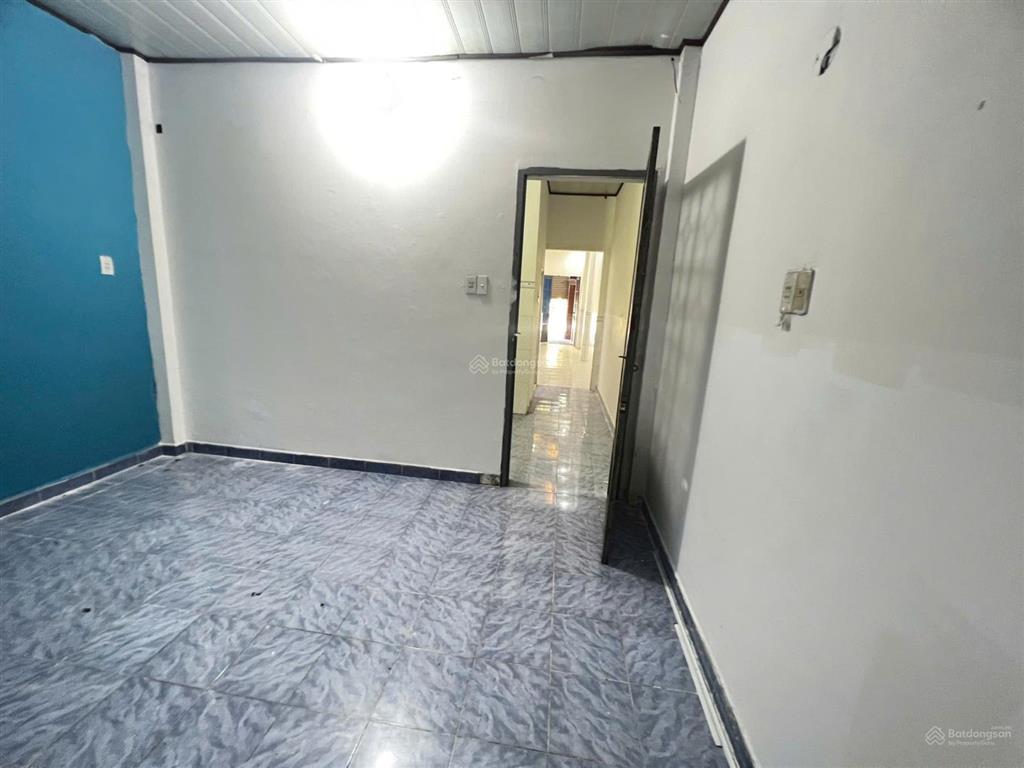 [chính chủ] bán nhà mặt tiền kdc hiệp thành 2, 88m2, nở hậu. sân đậu xe ô tô 7 chỗ. giá 4,3 tỷ.