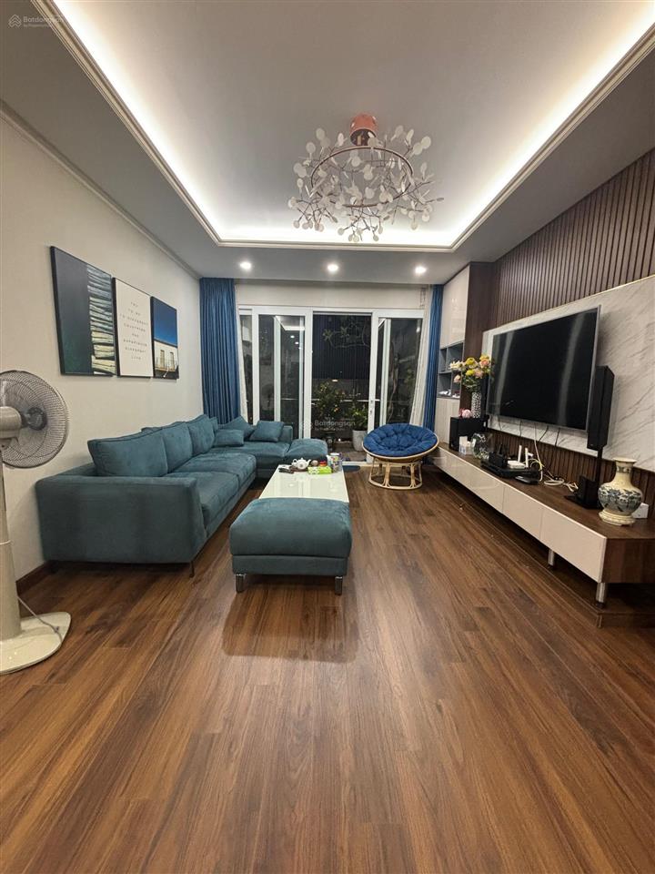 Chính chủ bán căn 148m2  4 phòng ngủ. toà ct4 vimeco nguyễn chánh. giá rẻ  0983 262 ***