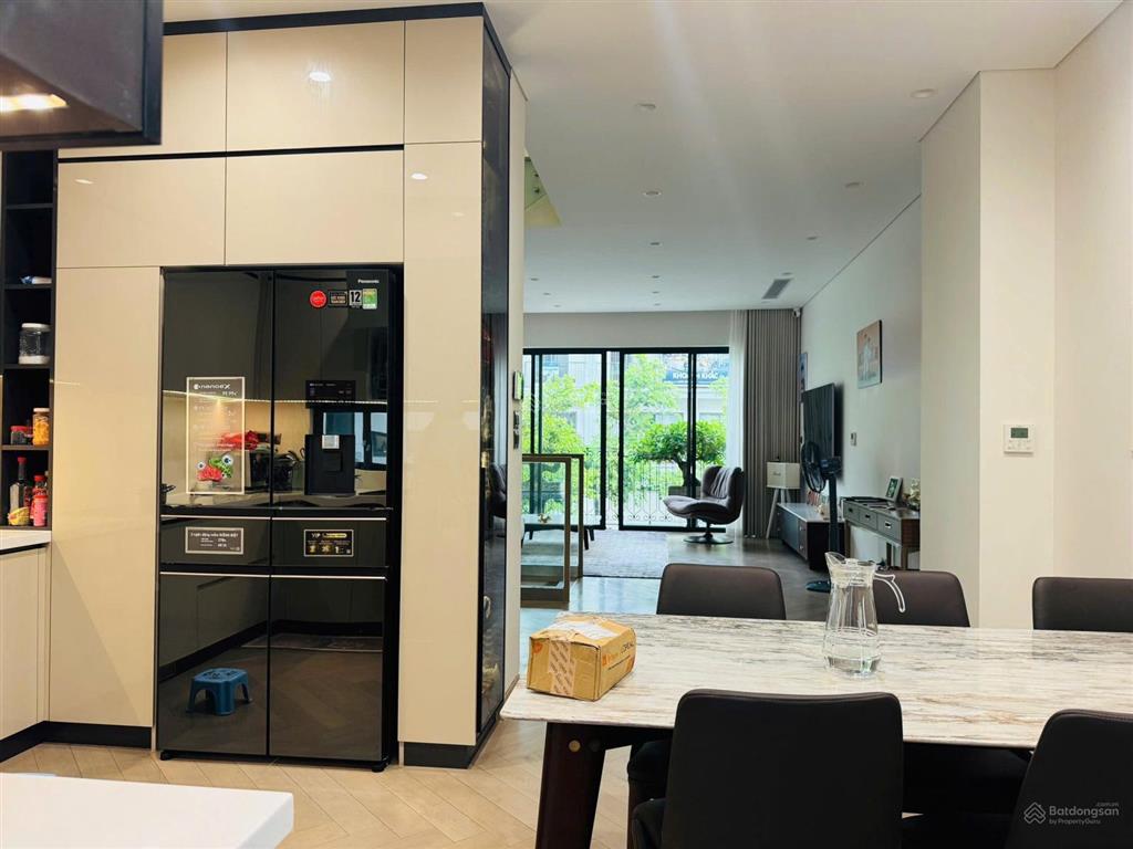 Bán cc n04 hoàng đạo thúy, giá siêu hời 95tr/m2.  0983 262 ***
