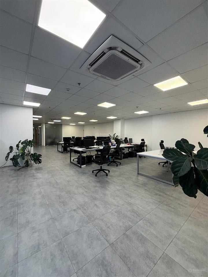 Cho thuê sàn văn phòng tại chung cư hoàng ngân plaza, 125 hoàng ngân, cầu giấy, hà nội dt 173m2