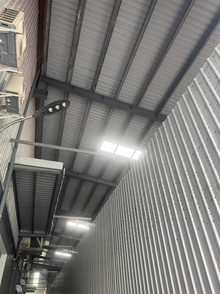 Bán đất nhà xưởng kcn phùng, đan phượng, hà nội dt 7.300m2 nhà xưởng mới xây đẹp kcn phùng.