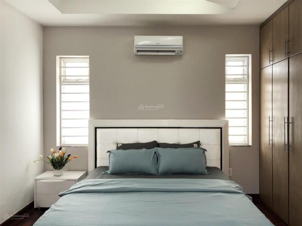 Cho thuê biệt thự phú mỹ, quận 7, 5 phòng ngủ, 45 triệu,  0907 727 ***