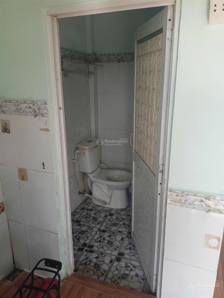 Cho thuê phòng trọ hẻm 541/1 nguyễn văn tạo, 20m2, mặt tiền đường 2tr,  0907 727 ***.