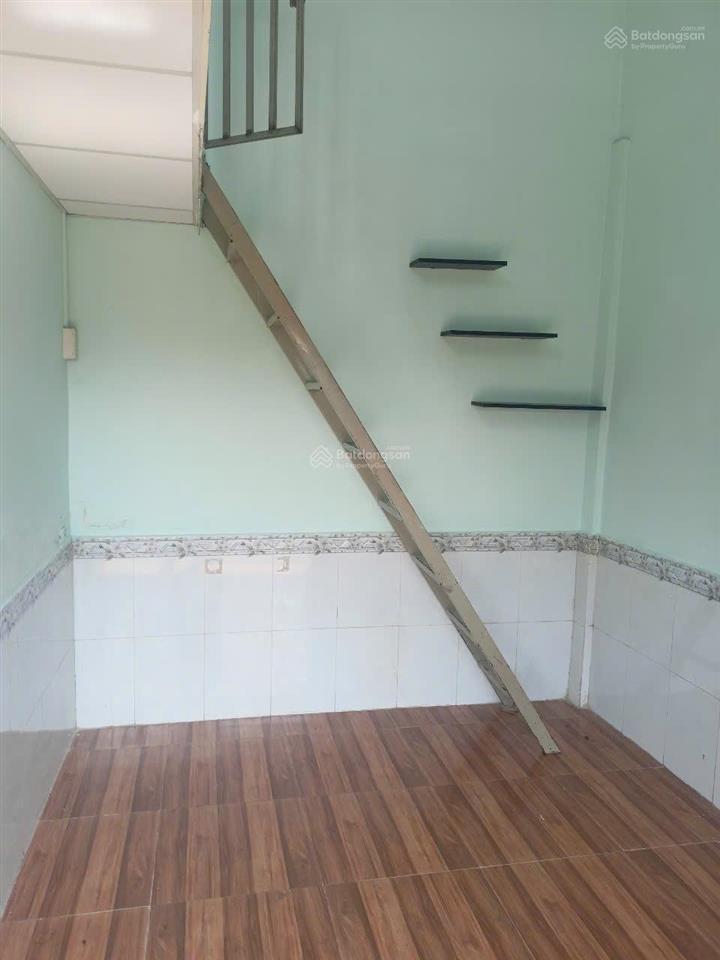 Cho thuê phòng trọ hẻm 541/1 nguyễn văn tạo, 20m2, mặt tiền đường 2tr,  0907 727 ***.