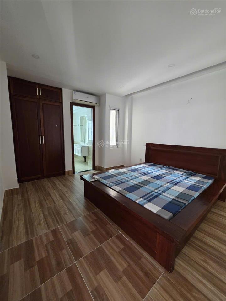 Cho thuê biệt thự phú mỹ, quận 7, 5 phòng ngủ, 50 triệu,  0907 727 ***