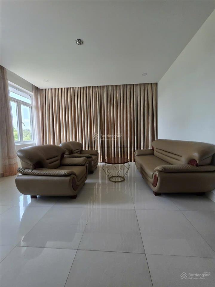 Cho thuê biệt thự phú mỹ, quận 7, 5 phòng ngủ, 50 triệu,  0907 727 ***