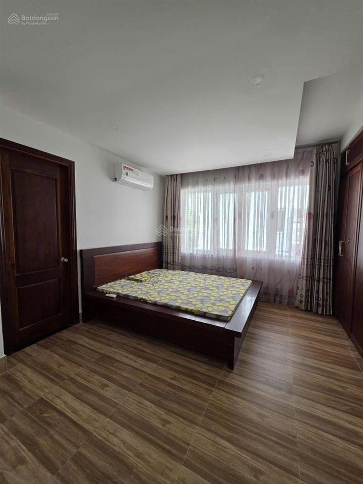 Cho thuê biệt thự phú mỹ, quận 7, 5 phòng ngủ, 50 triệu,  0907 727 ***