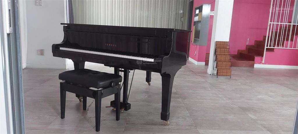Cho thuê biệt thự phú mỹ, quận 7, 5 phòng ngủ, 50 triệu,  0907 727 ***