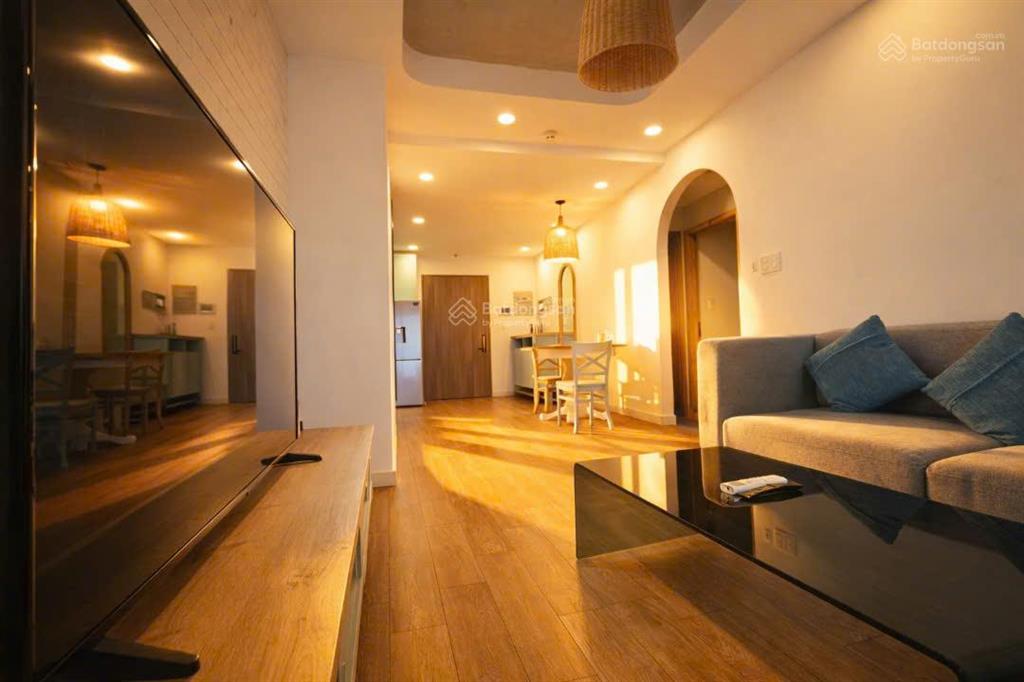 Bán căn hộ saigon south, 75m2, 2pn, 5 tỷ 480, nhà đẹp, sổ hồng đầy đủ,  0907 727 ***
