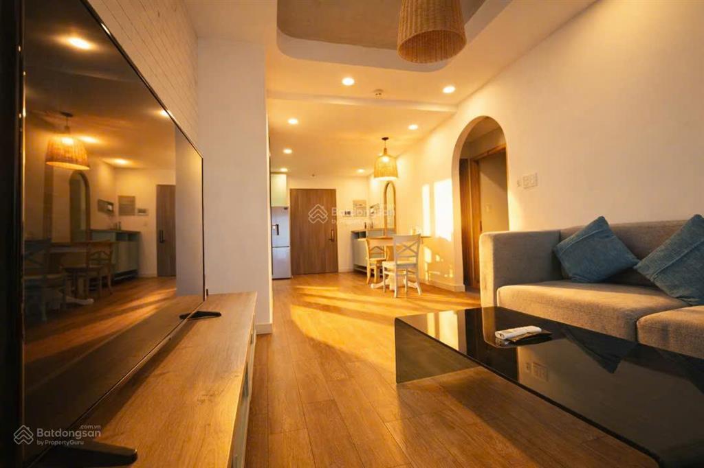 Bán căn hộ saigon south, 75m2, 2pn, 5 tỷ 900, nhà đẹp, sổ hồng đầy đủ,  0907 727 ***