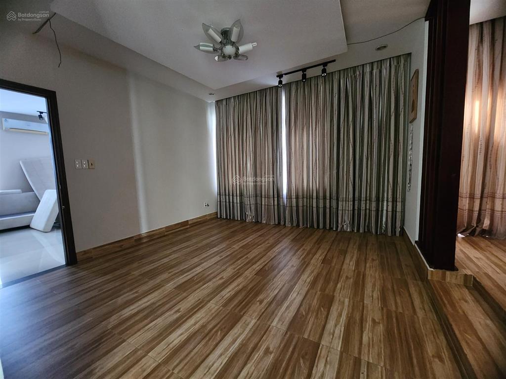 Cho thuê biệt thự phú mỹ, đường hoàng quốc việt, quận 7, 50 triệu,  0907 727 ***