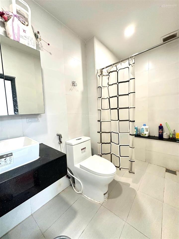 Chính chủ bán nhà 1 trệt 1 lầu + sân thượng  centana điền phúc thành, q9