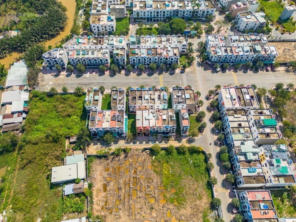 Đất mặt tiền đường 30m kết nối chính vào vành đai 3. chủ kẹt tiền bán gấp