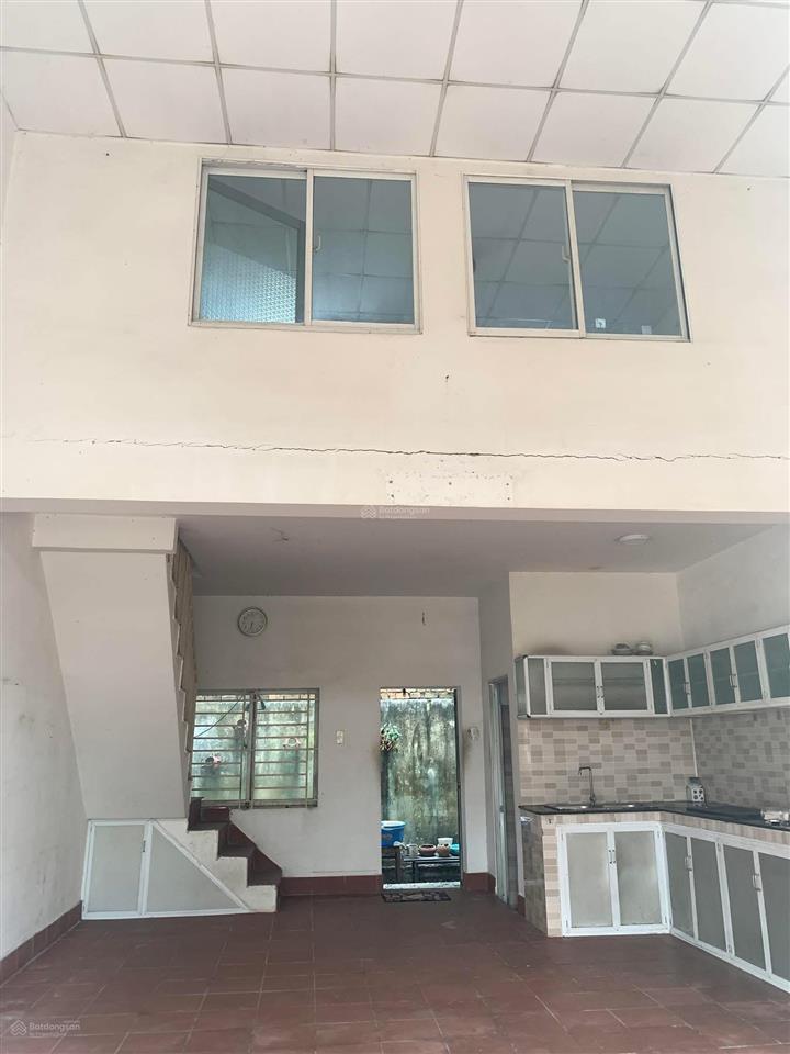 Bán nhà kdc bách khoa q9 sát quận 2 cạnh global city