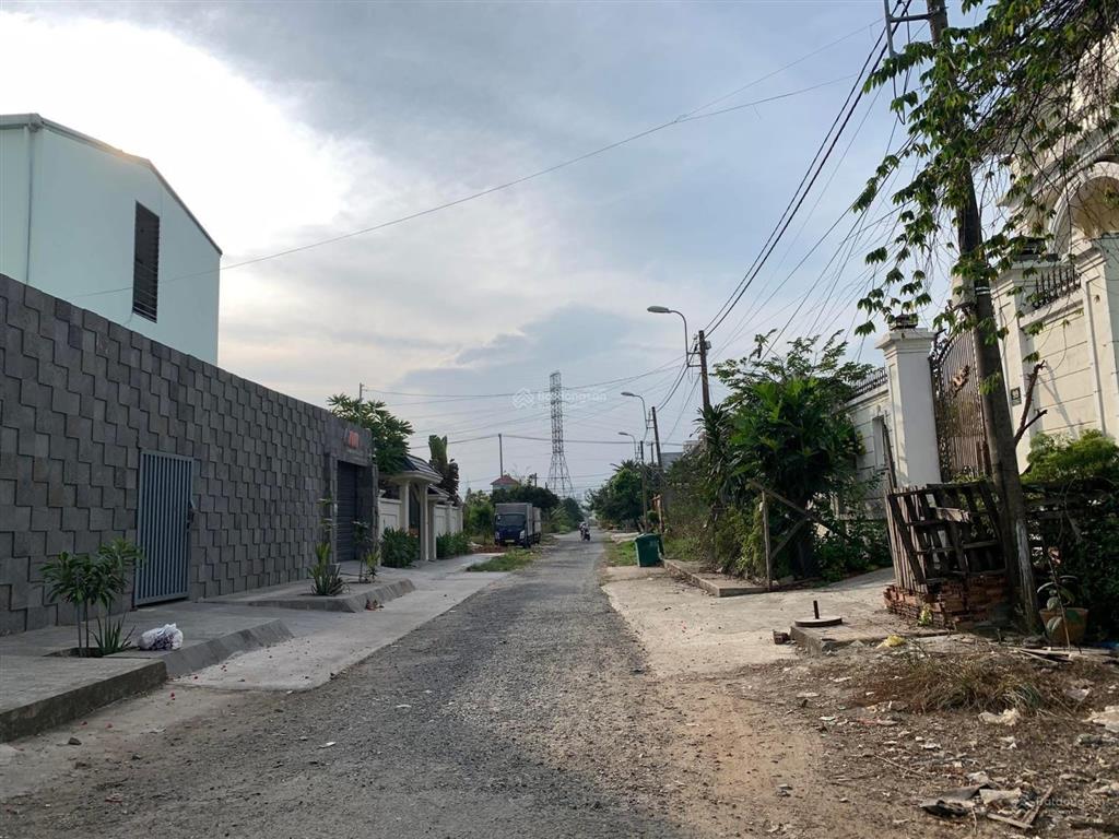 Bán nhà kdc bách khoa q9 sát quận 2 cạnh global city