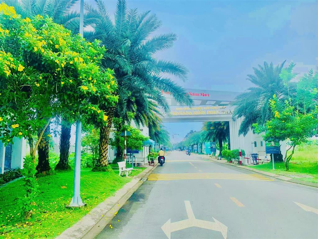 Phòng full nội thất sạch đẹp, có đủ tiện nghi. giờ giấc tự do