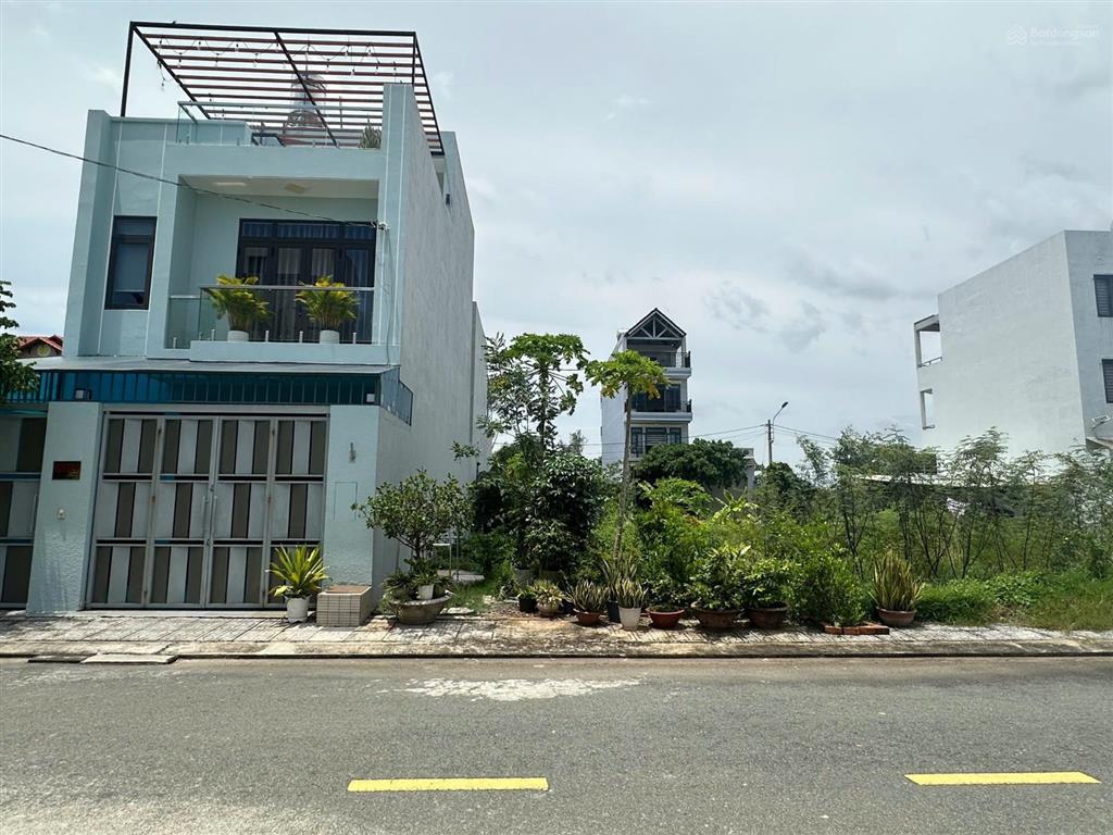 Lô đất đẹp 5x17m giá 4,6 tỷ hạ tầng điện nước âm