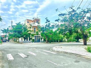 Chính chủ cần bán gấp đất đẹp view 2 mặt thoáng