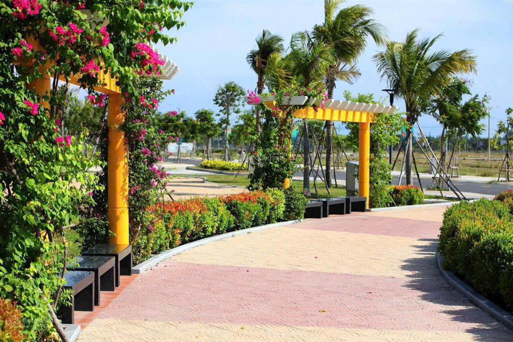 Lô góc ngã tư đường bờ quan 3 siêu đẹp gần sông , công viên giá gốc cdt sun group ngang 9,2m