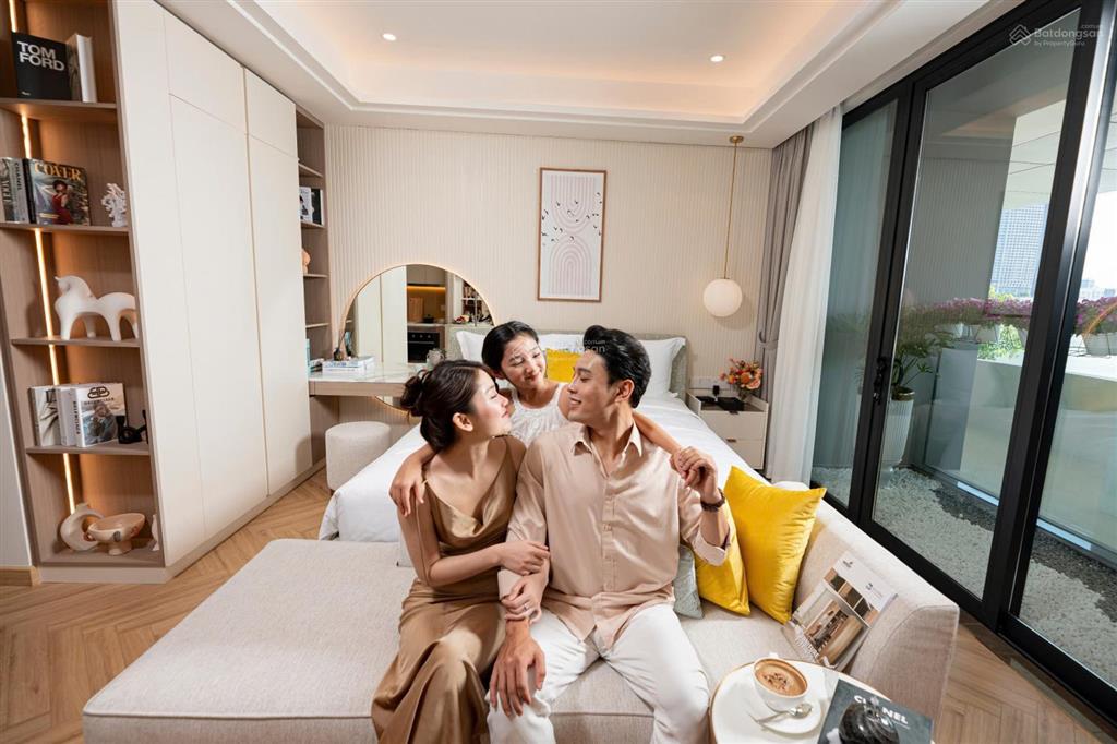 Cắt lỗ 2pn tầng 10, hướng đông bắc  sun symphony giá chỉ 4ty725