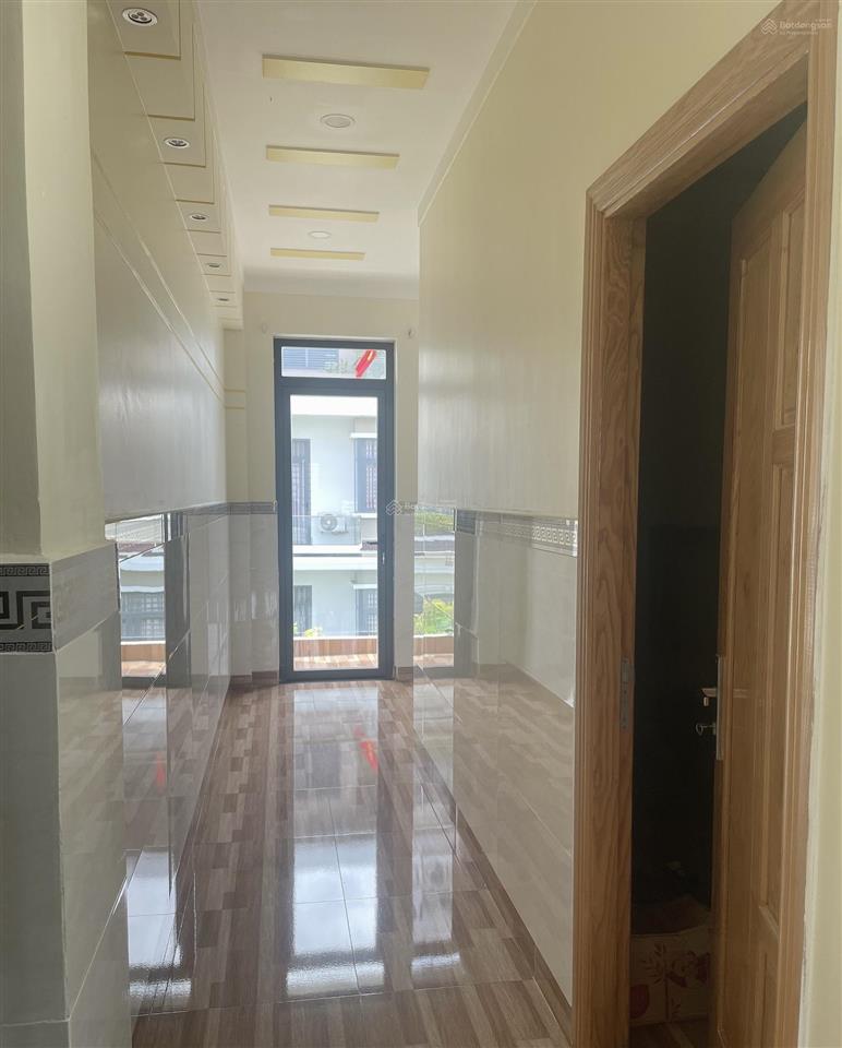 Bán nhà liền kề 4 tầng, căn áp góc phú hồng thịnh vi