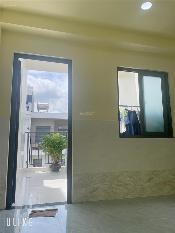 Bán nhà liền kề 4 tầng, căn áp góc phú hồng thịnh vi
