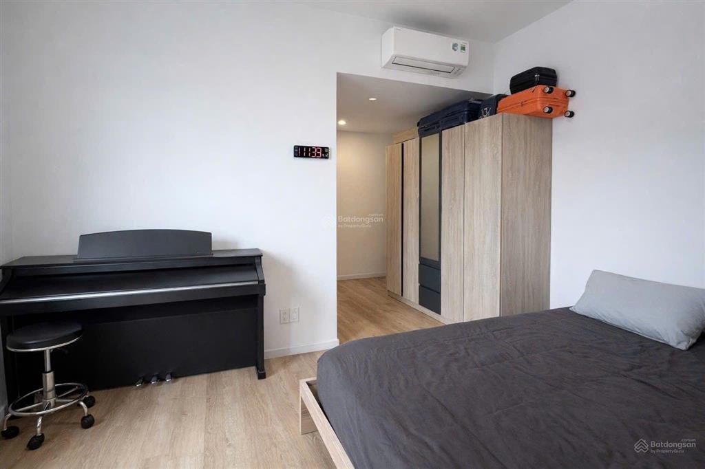 Mới  căn hộ 3 phòng ngủ, có ô xe ô tô, giá 7.5 tỷ