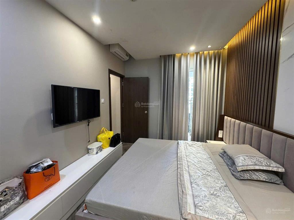 Bán căn hộ 2pn, 2wc, 70m2 tại sunrise riverside, 5,5 tỷ