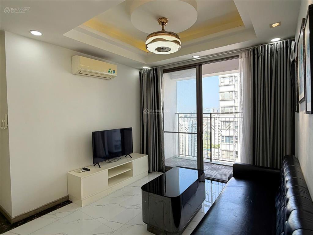Hàng hiếm bán căn hộ 95m2, 6,9 tỷ tại saigon south residences, 2pn, 2wc, có ô xe ô tô